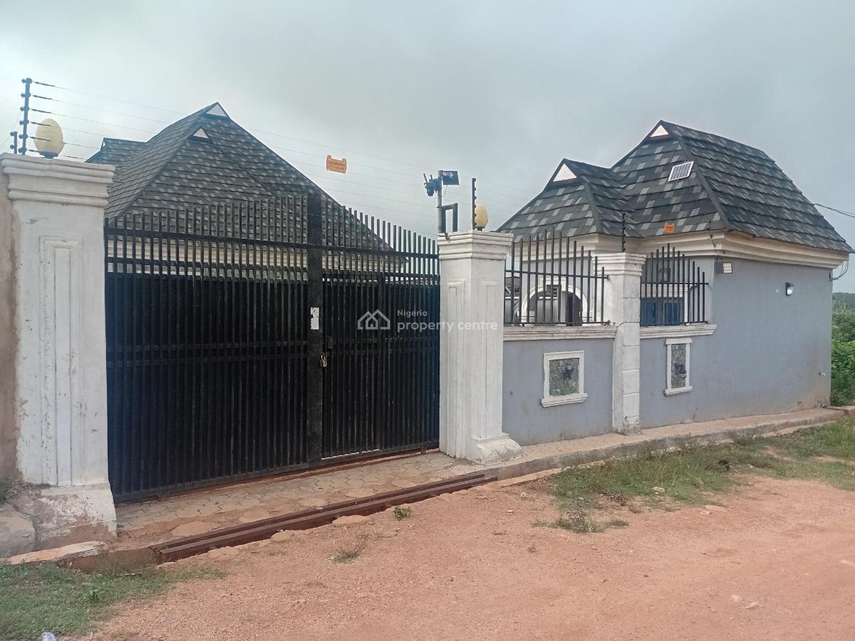 Luxury 3 Bedroom  Bungalow, Aberensinse Estate Ilesa Garage, Osogbo, Osun, Detached Bungalow for Sale