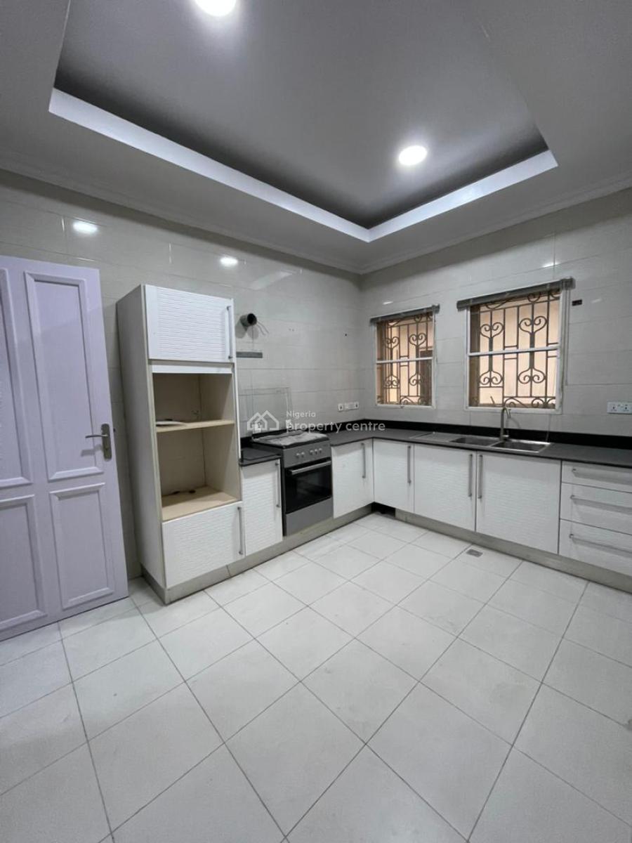 Luxurious 2 Bedroom Apartment with Excellent Facilities, Lekki Phase1, Lekki, Lagos, Flat / Apartment for Rent