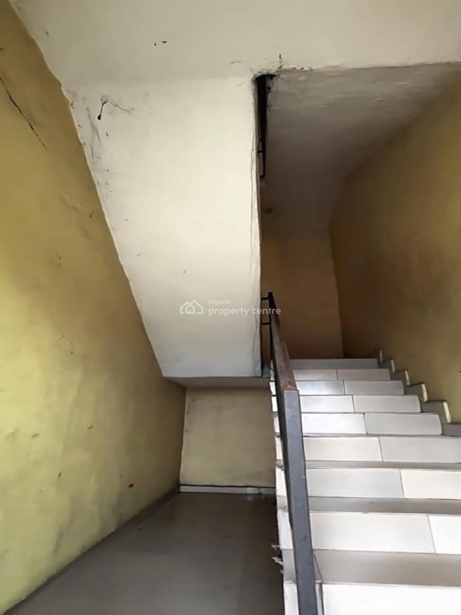 Spacious 6 Units of 2 Bedroom Flats, Majesty Estate Nta Portharcourt, Port Harcourt, Rivers, Block of Flats for Sale