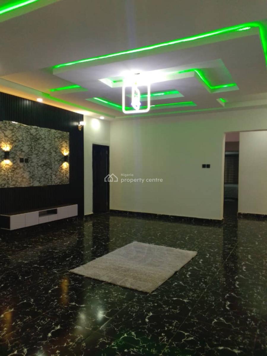 Luxury Spacious 5 Bedroom Duplex with Bq, Lugbe District, Abuja, Detached Duplex for Rent