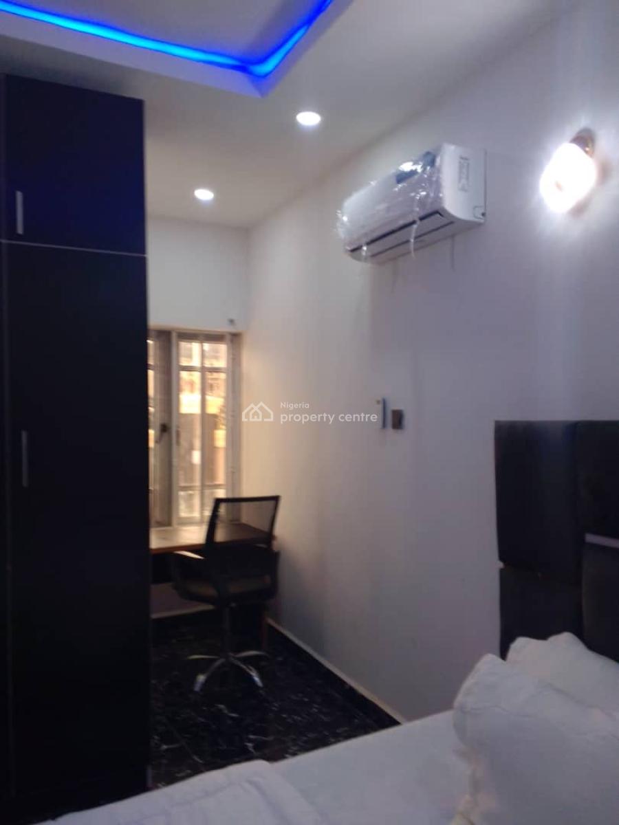 Luxury Spacious 5 Bedroom Duplex with Bq, Lugbe District, Abuja, Detached Duplex for Rent