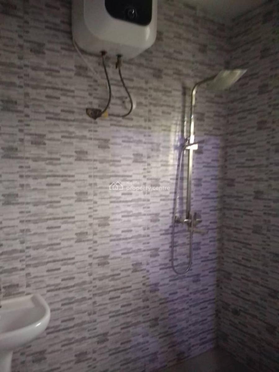 Luxury Spacious 5 Bedroom Duplex with Bq, Lugbe District, Abuja, Detached Duplex for Rent