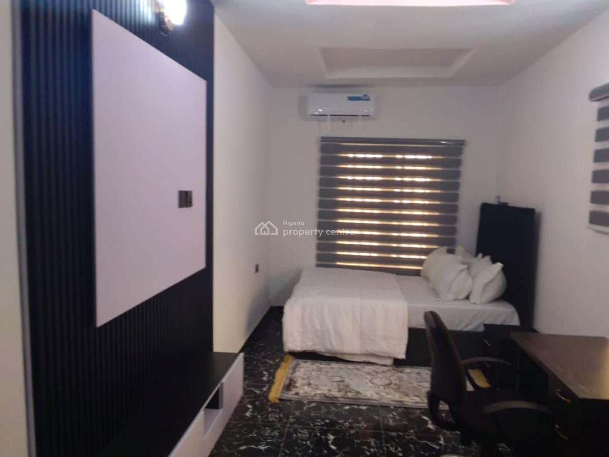 Luxury Spacious 5 Bedroom Duplex with Bq, Lugbe District, Abuja, Detached Duplex for Rent