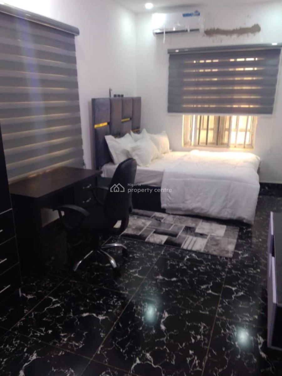 Luxury Spacious 5 Bedroom Duplex with Bq, Lugbe District, Abuja, Detached Duplex for Rent