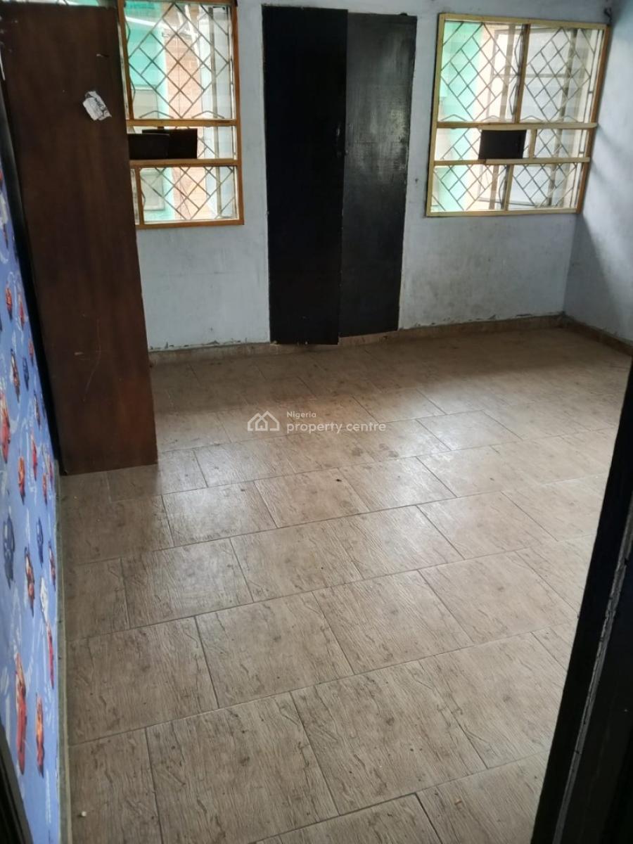 Nice Executive 3bedroom, Bode Thomas, Surulere, Lagos, Flat / Apartment for Rent