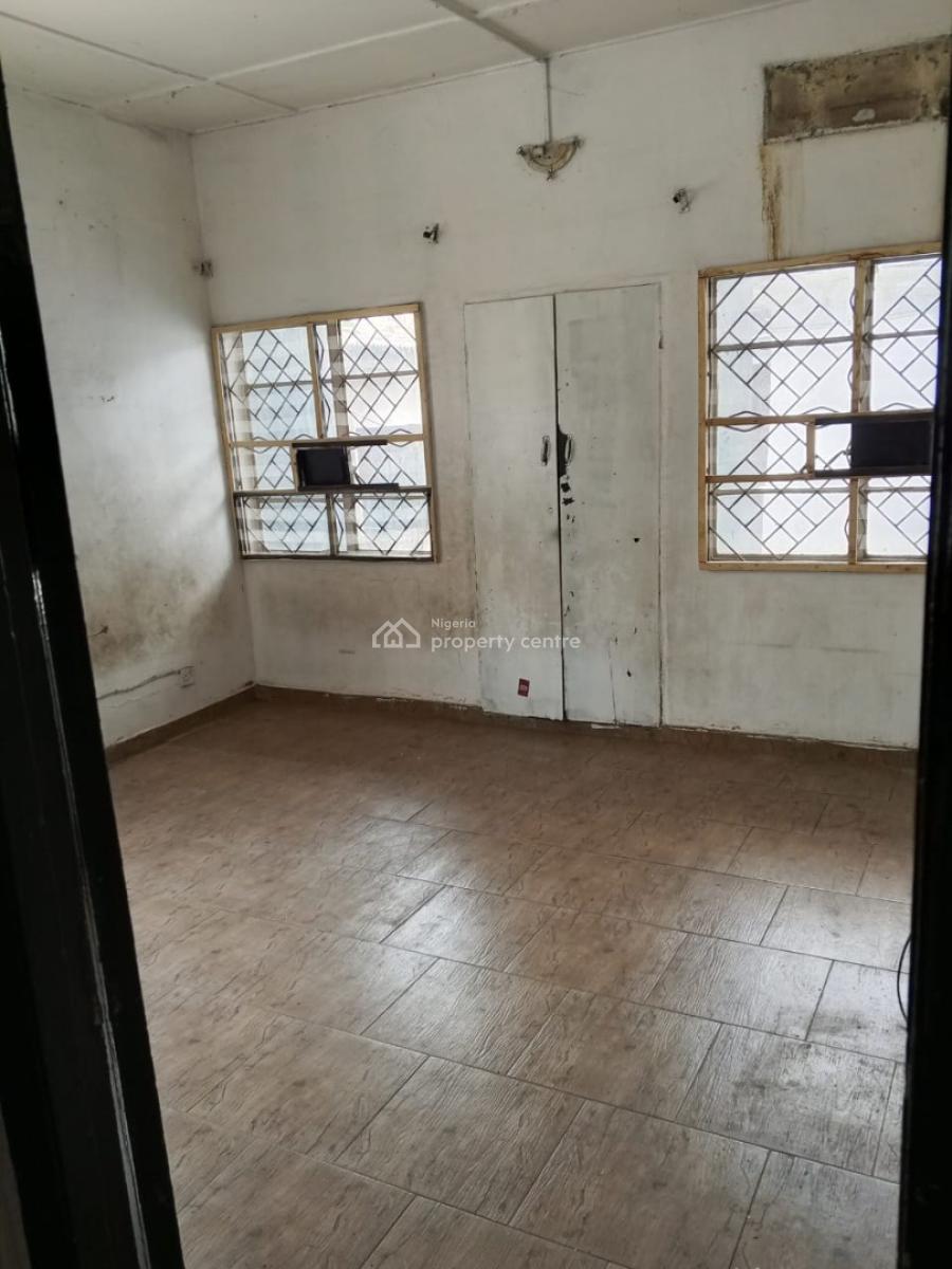 Nice Executive 3bedroom, Bode Thomas, Surulere, Lagos, Flat / Apartment for Rent
