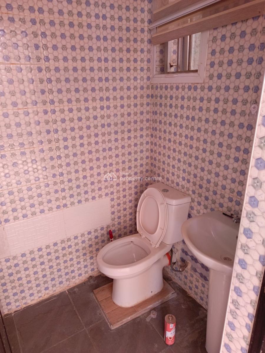 Sharp 2 Bedroom in a Serene Environment, 3rd Avenue Gwarinpa, Gwarinpa, Abuja, Flat / Apartment for Rent