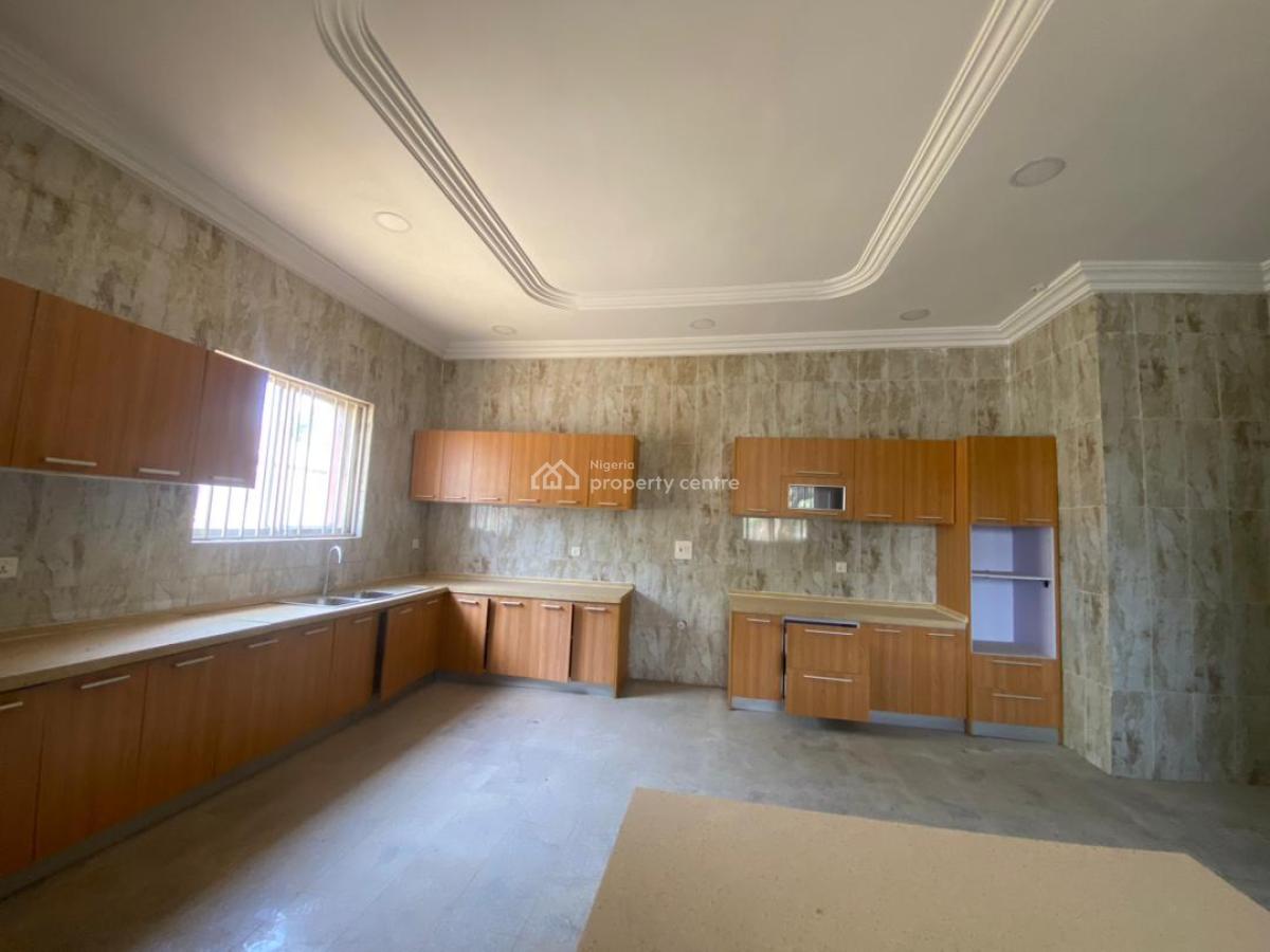 Massive 5 Bedrooms Detached Duplex,bq/chalet,office/residential Use, Maitama Main. Serene Neighborhood, Maitama District, Abuja, Detached Duplex for Rent