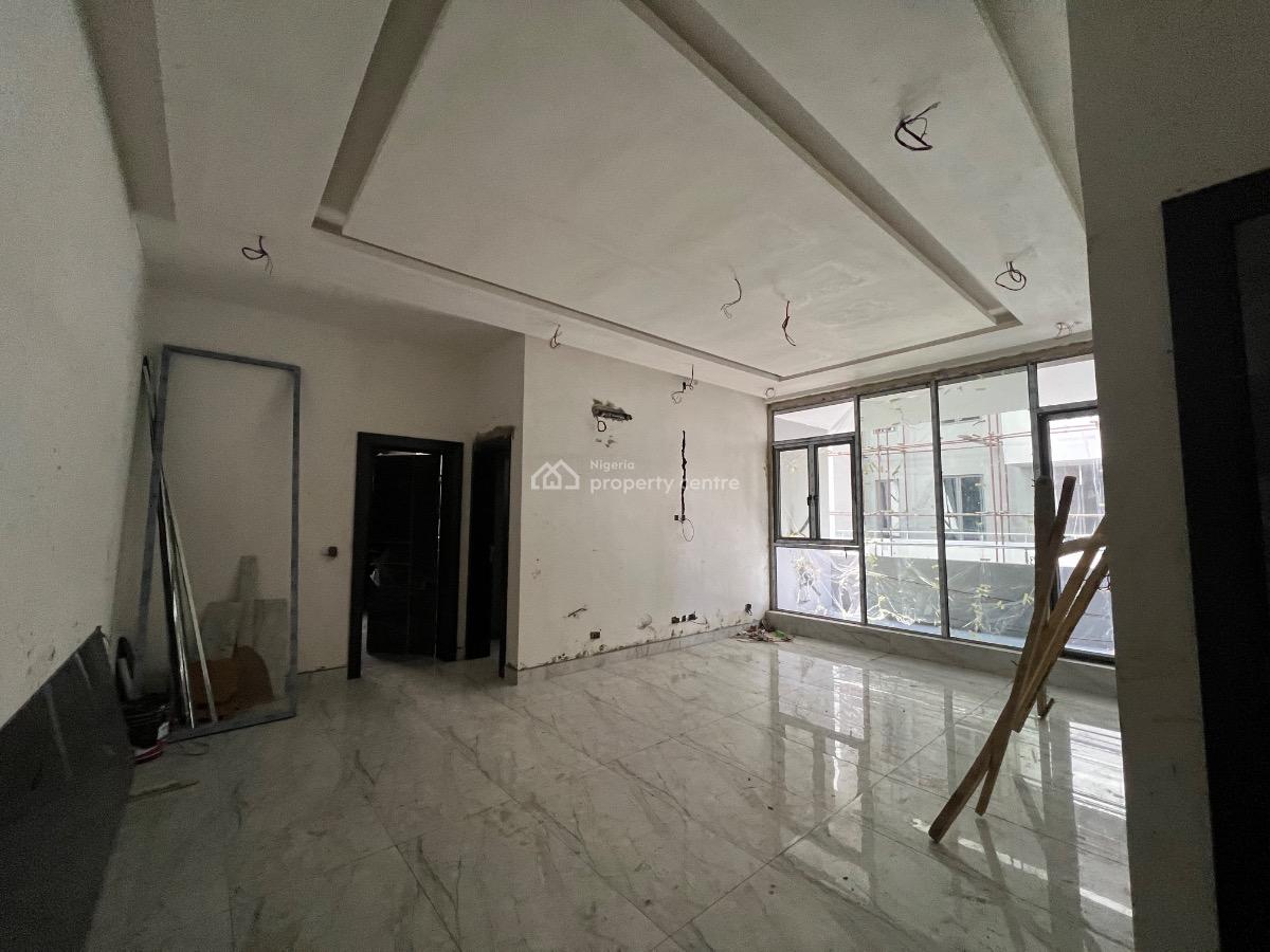 Luxury 2 Bedroom Apartment, Periwinkle Estate, Lekki Phase 1, Lekki, Lagos, Flat / Apartment for Sale