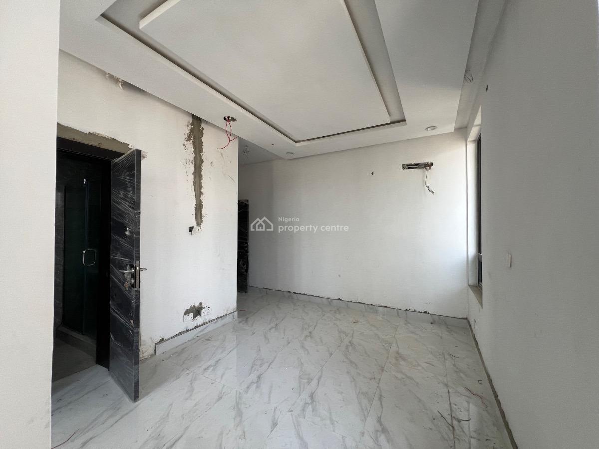 Luxury 2 Bedroom Apartment, Periwinkle Estate, Lekki Phase 1, Lekki, Lagos, Flat / Apartment for Sale