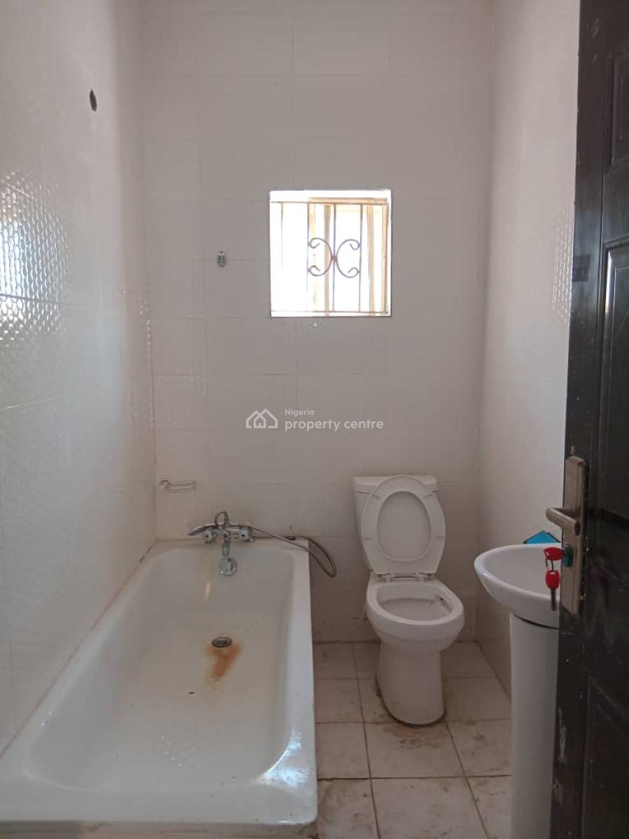 Spacious 3bedroom Flat with 3 Toilets, Ogombo, Ajah, Lagos, Flat / Apartment for Rent