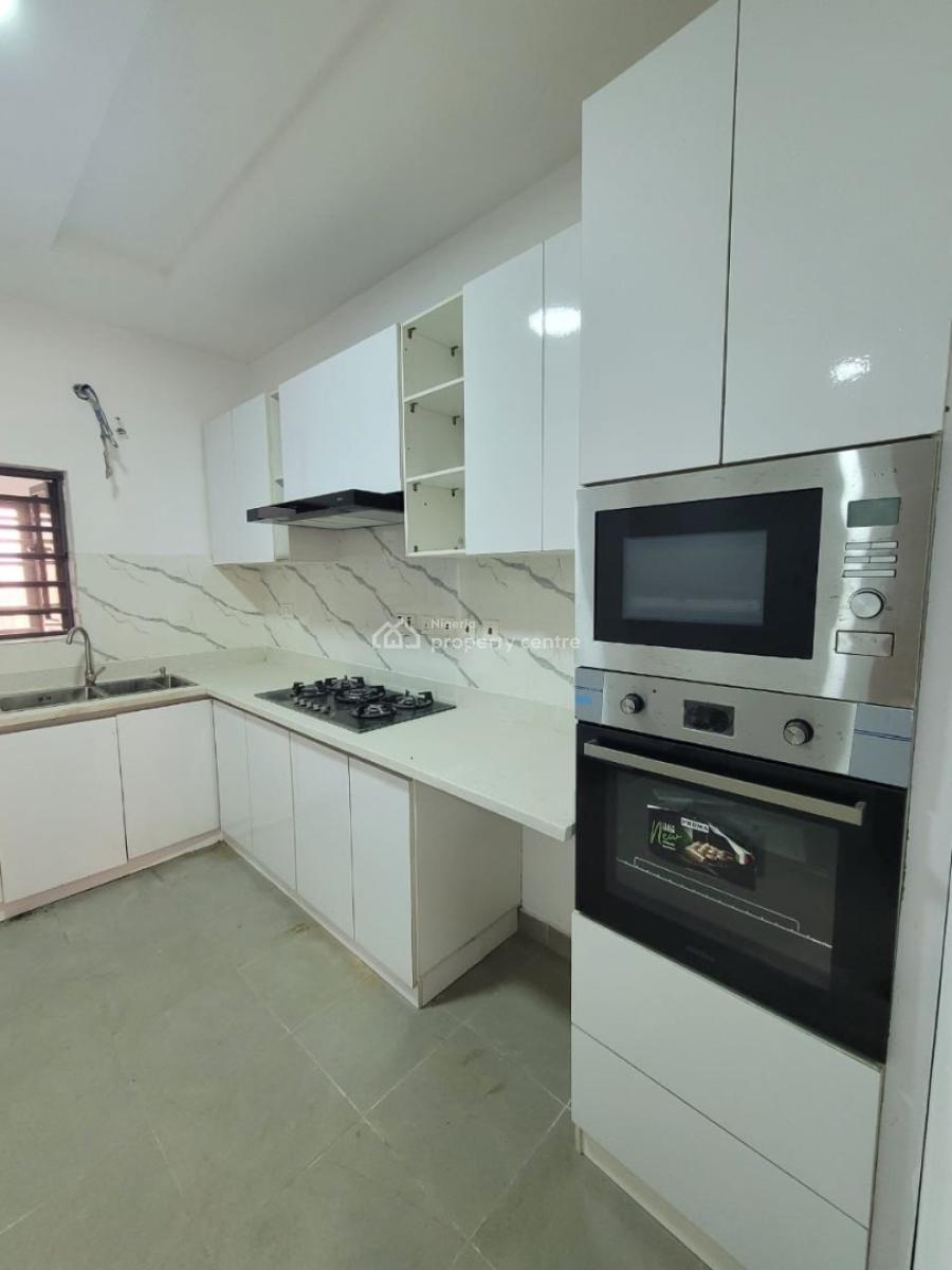 Newly Built 3 Bedroom Apartment with Bq, Lekki Phase 1, Lekki, Lagos, Flat / Apartment for Rent
