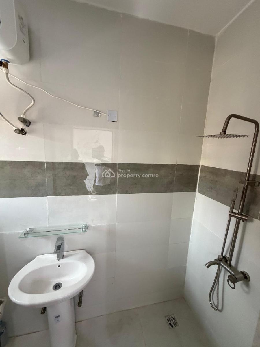 a Spacious Room Bq with Private Space to Cook, Meadow Hall Way, Ikate, Ikate, Lekki, Lagos, Self Contain (single Rooms) for Rent