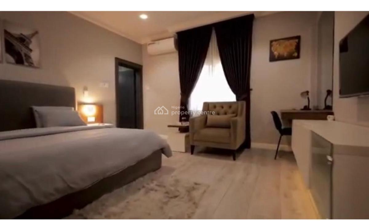 Luxurious Newly Furnished 2 Bedroom En Suite Flat, Katampe, Abuja, Block of Flats for Sale