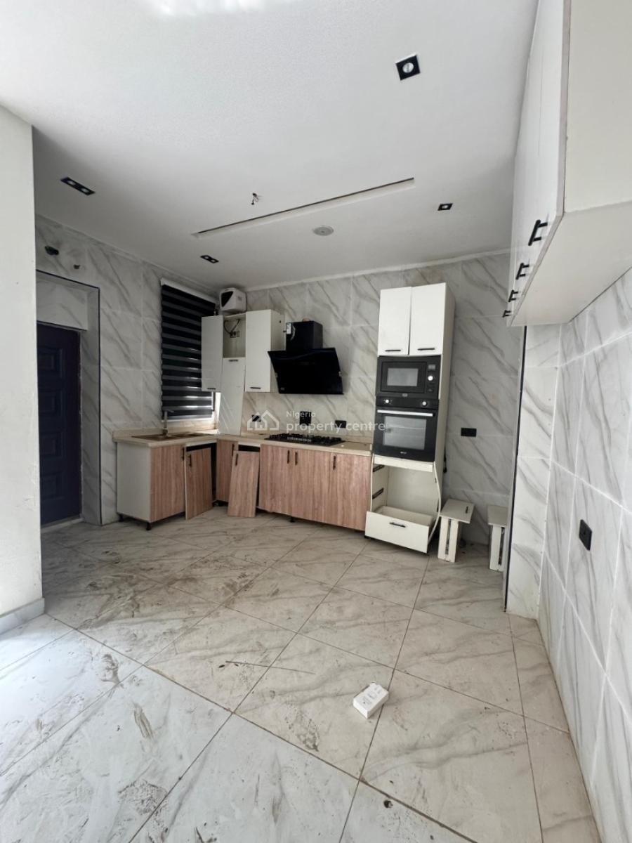 2 Bedroom Apartment, Ologolo Lekki, Ologolo, Lekki, Lagos, Flat / Apartment for Rent