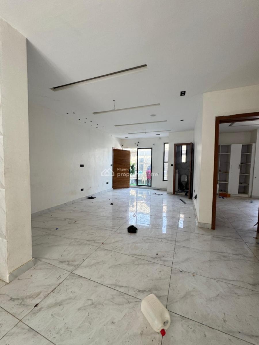 2 Bedroom Apartment, Ologolo Lekki, Ologolo, Lekki, Lagos, Flat / Apartment for Rent