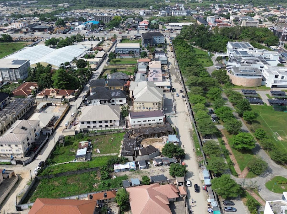 Commercial Hub, Lbs, Hitech Estate Road, Ajah, Lagos, Plaza / Complex / Mall for Sale