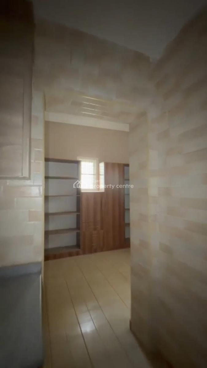 3bedroom Flat, Tarred Road, Katampe Extension, Katampe, Abuja, Flat / Apartment for Rent