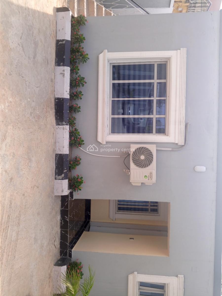 Beautiful Miniflat in a Very Serene Neighborhood, Off Adelabu Street, Surulere, Lagos, Mini Flat (room and Parlour) Short Let