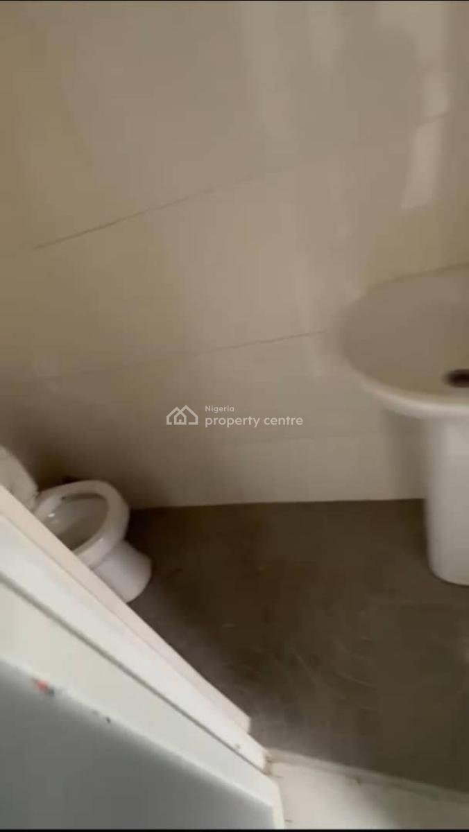 Lovely 2bedroom Flat, Mende, Maryland, Lagos, Flat / Apartment for Rent