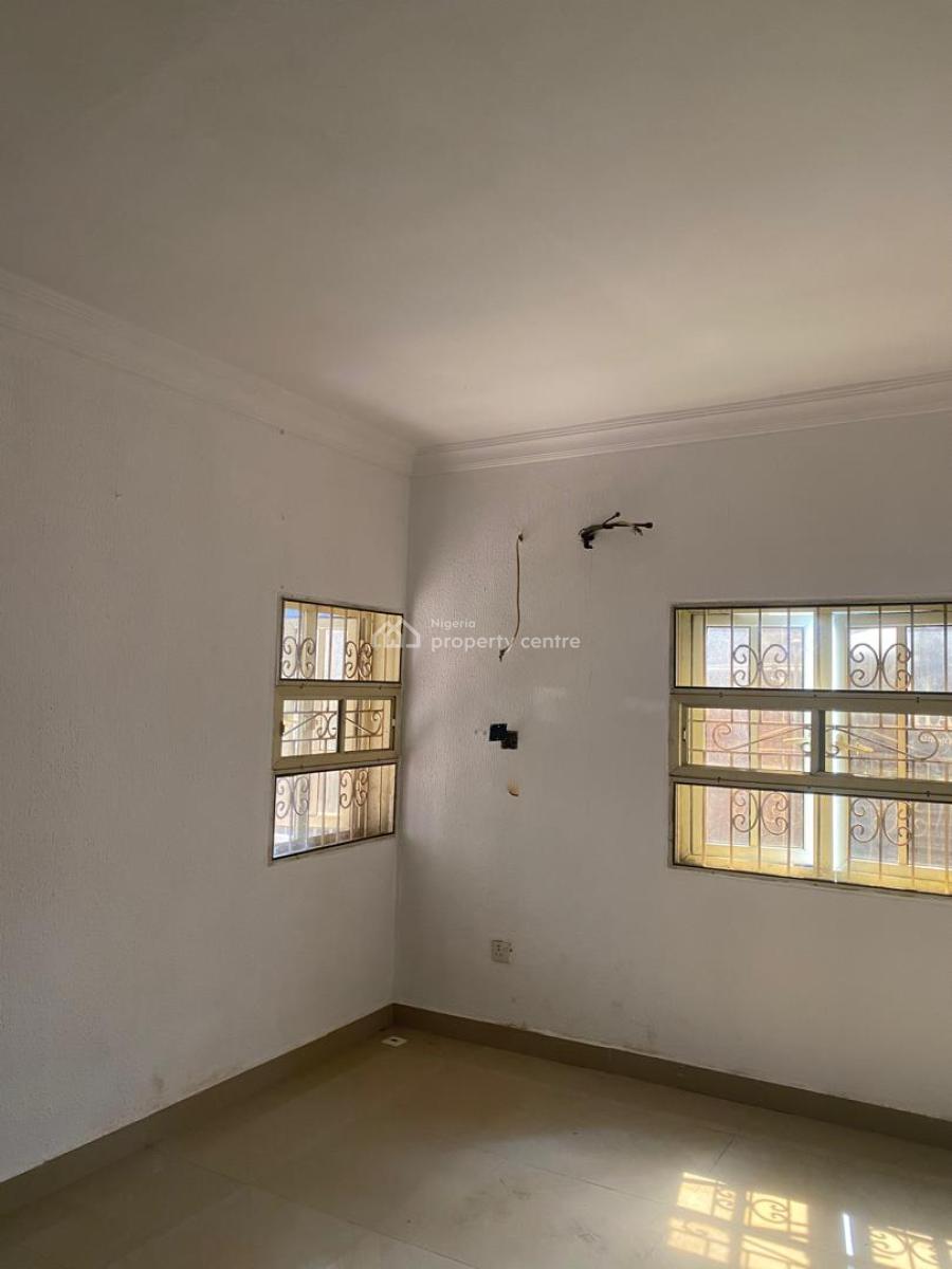 Standard Mini Flat, Ado Road, Ajah, Lagos, Flat / Apartment for Rent