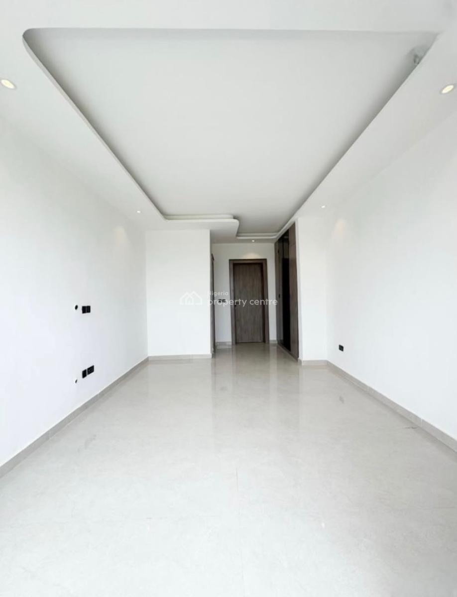 2 Bedroom Apartment with Pool and Elevator, Lekki Phase 1, Lekki, Lagos, Flat / Apartment for Sale