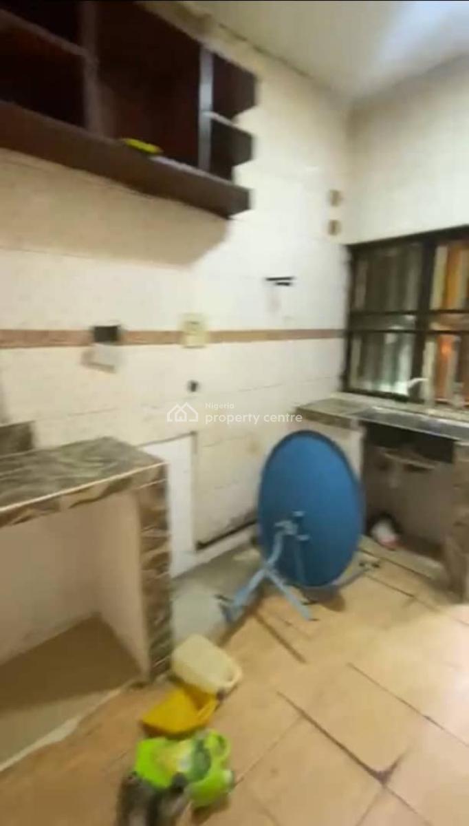 Lovely 3bedroom Flat, Soluyi, Gbagada, Lagos, Flat / Apartment for Rent