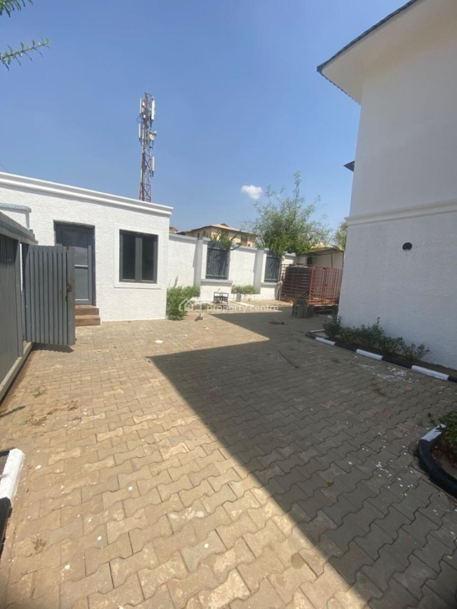 3 Bedroom Semi Detached Duplex, Gaduwa, Gaduwa, Abuja, Semi-detached Duplex for Rent