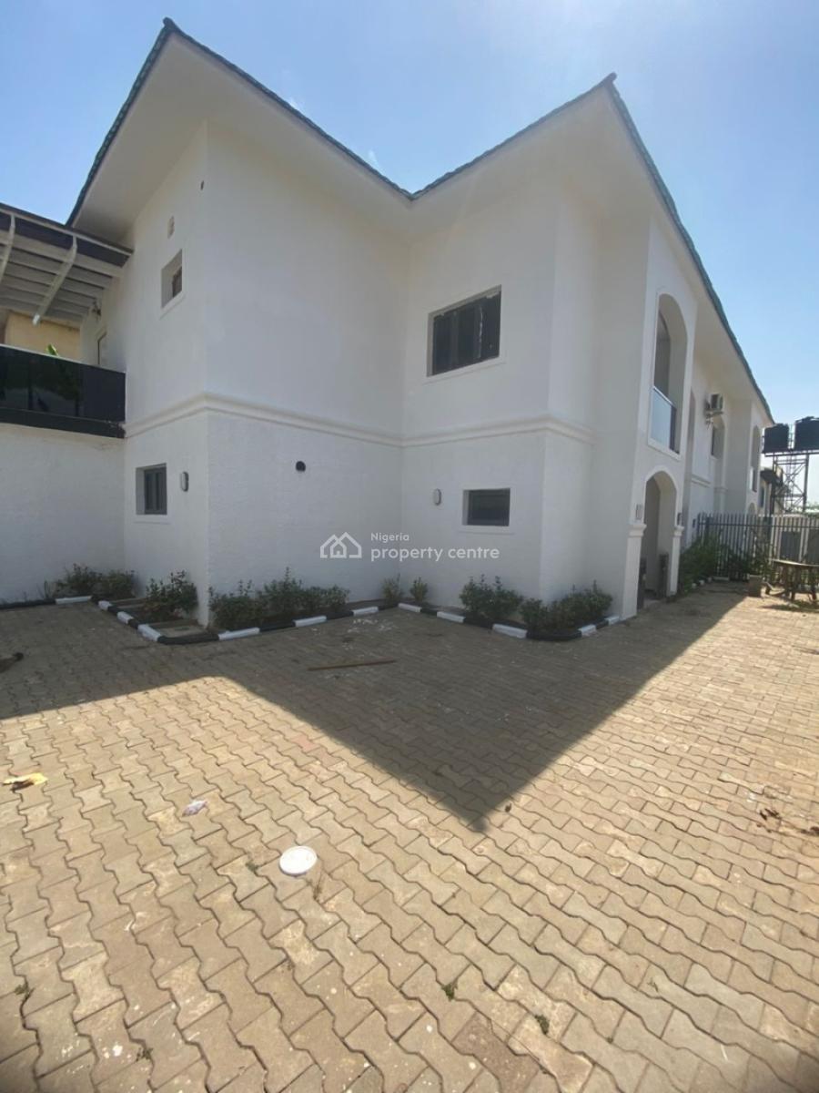 3 Bedroom Semi Detached Duplex, Gaduwa, Gaduwa, Abuja, Semi-detached Duplex for Rent
