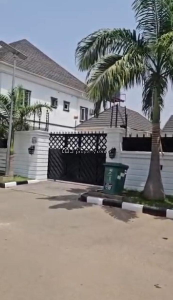 Distress 5 Bedroom Fully Detached Duplex in Efab Metropolis Gwarinpa, Efab Metropolis Gwarinpa Extension Karsana, Gwarinpa, Abuja, Detached Duplex for Sale