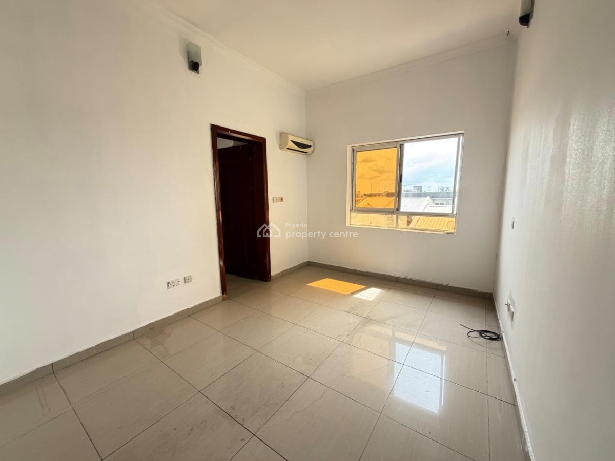Standard 3bed Apartment with Bq ., Victoria Island (vi), Lagos, Flat / Apartment for Rent
