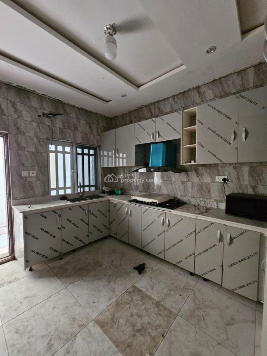 Luxury 4 Bedroom Apartment in a Secured Environment, Anthony,closer to Maryland Mall, Anthony, Maryland, Lagos, Semi-detached Duplex for Sale