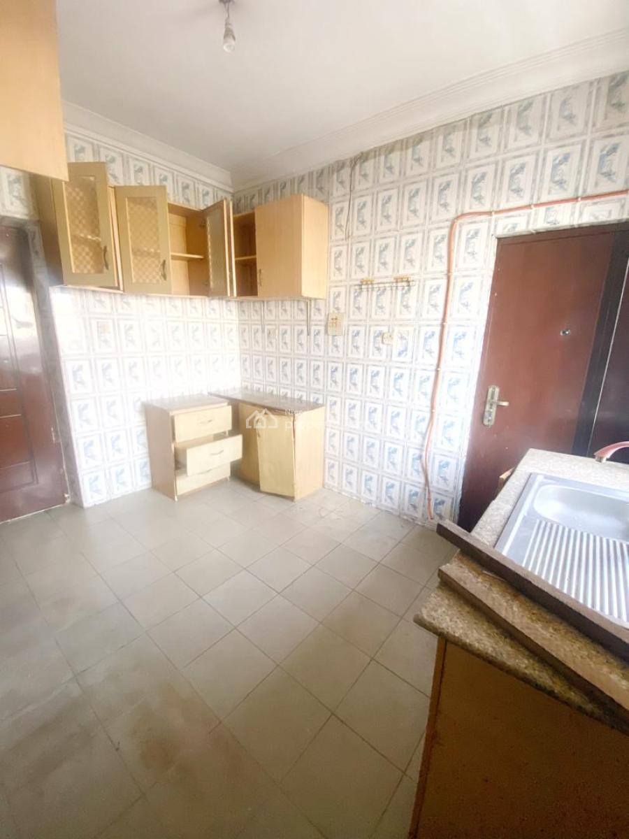 Luxury & Spacious 3 Bedrooms Apartment, Omole Gate, Omole Phase 2, Ikeja, Lagos, Flat / Apartment for Rent
