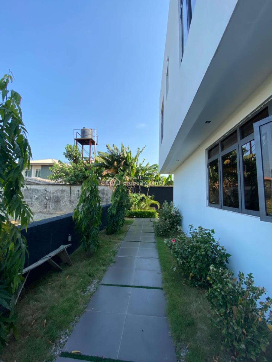 5 Bedroom Fully Detached Duplex with 2 Bq, Royal Garden Estate, Ajah, Lagos, Detached Duplex for Sale