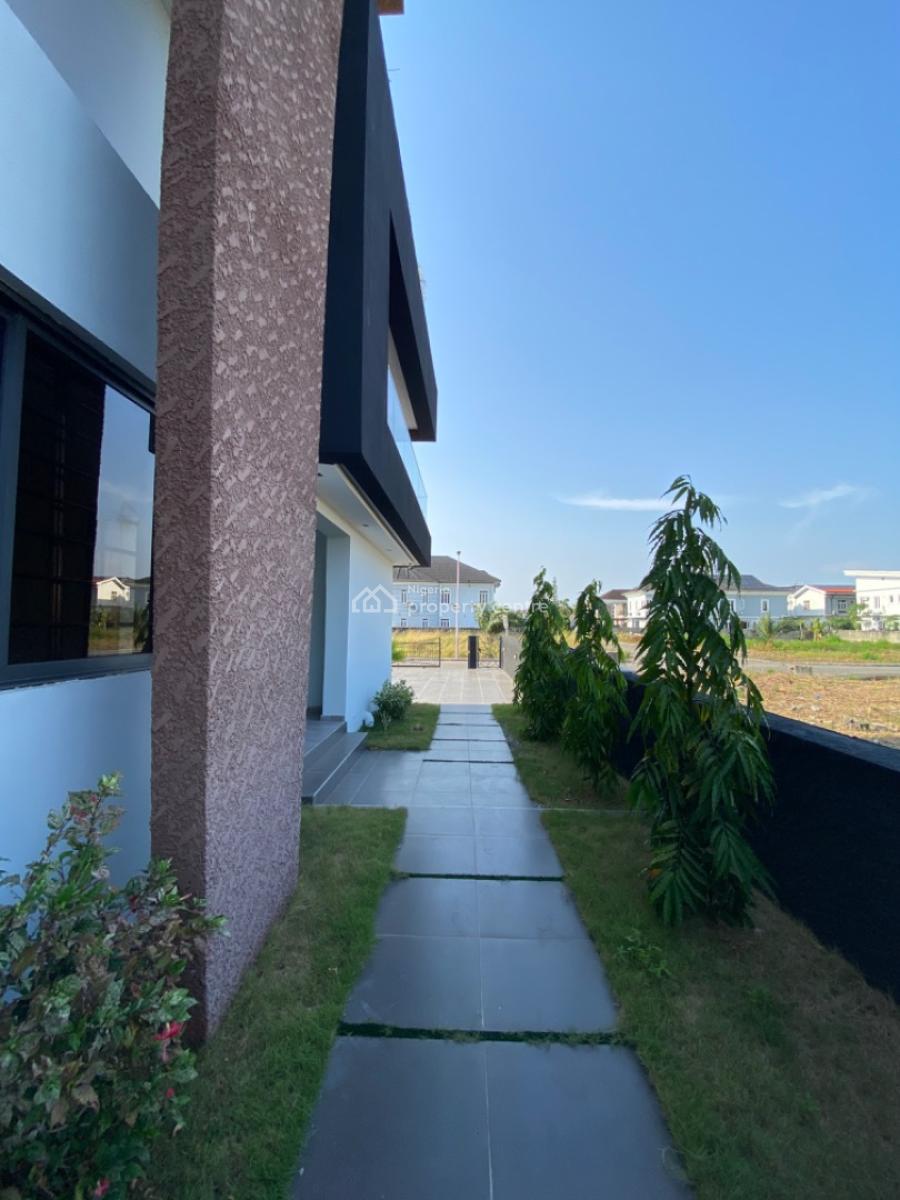 5 Bedroom Fully Detached Duplex with 2 Bq, Royal Garden Estate, Ajah, Lagos, Detached Duplex for Sale