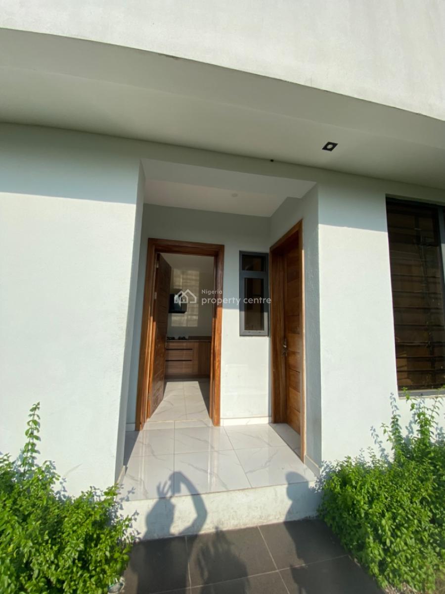 5 Bedroom Fully Detached Duplex with 2 Bq, Royal Garden Estate, Ajah, Lagos, Detached Duplex for Sale