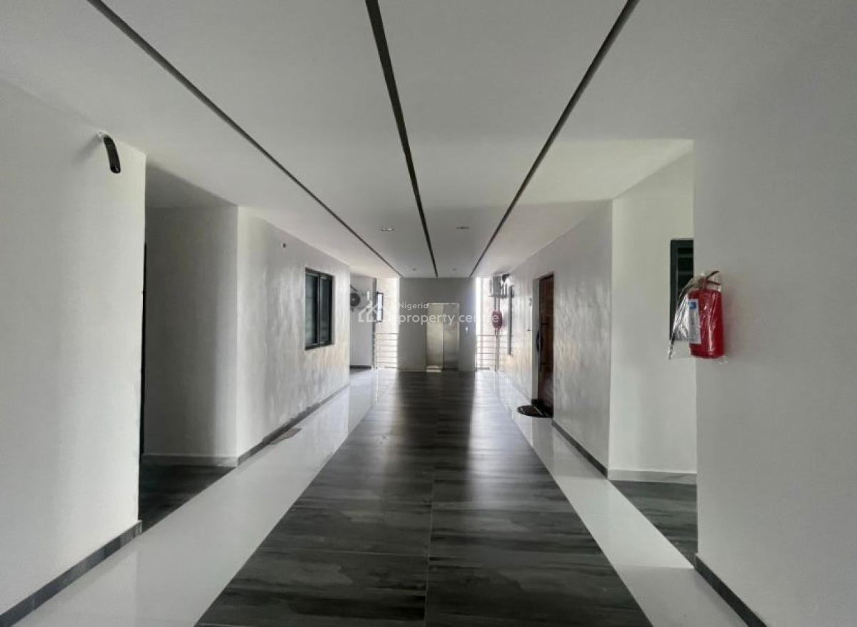 Luxury 2 Bedroom Apartment with Pool, Gym & Elevator, Lekki Phase 1, Lekki, Lagos, Flat / Apartment for Rent