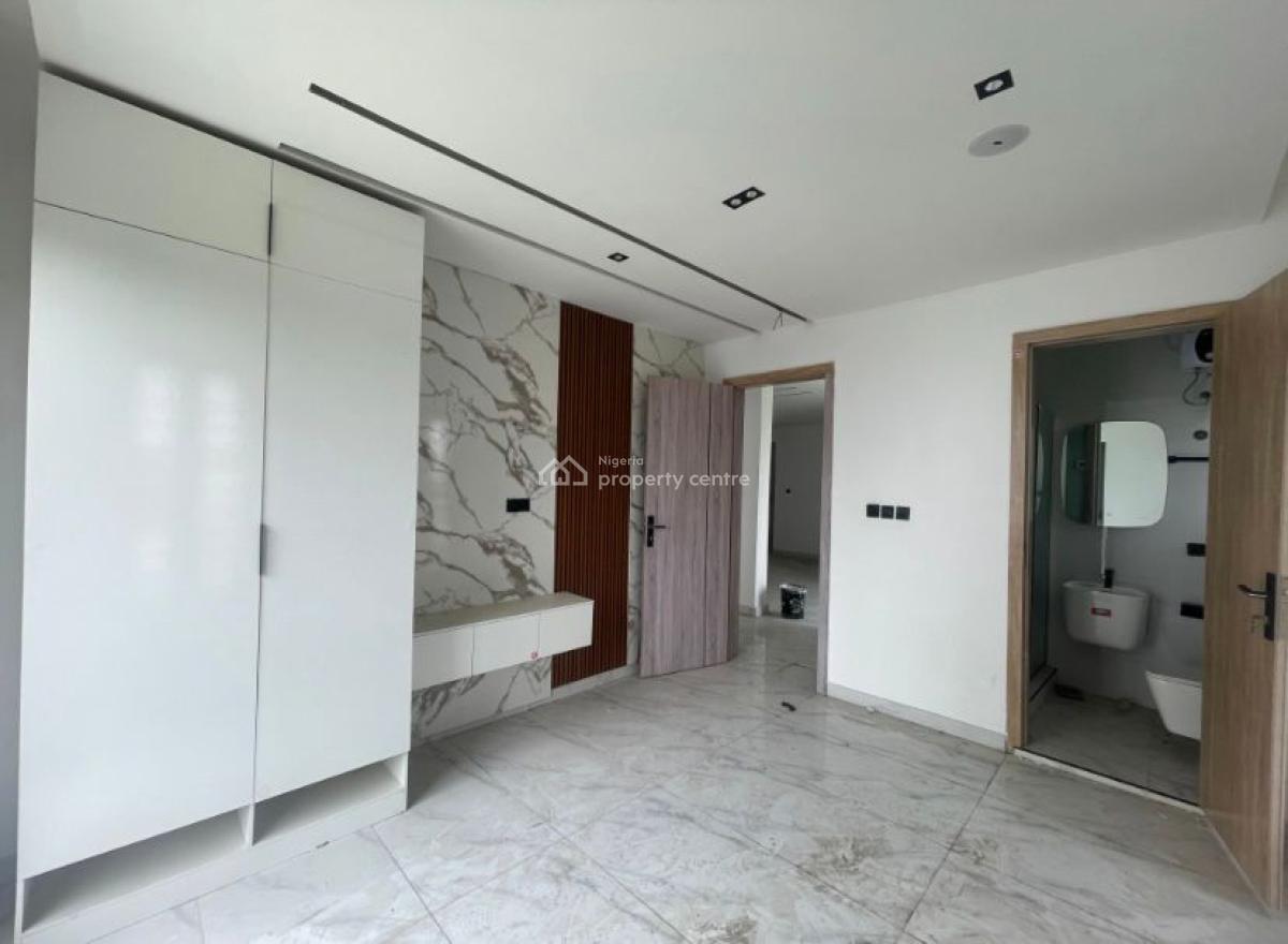 Luxury 2 Bedroom Apartment with Pool, Gym & Elevator, Lekki Phase 1, Lekki, Lagos, Flat / Apartment for Rent