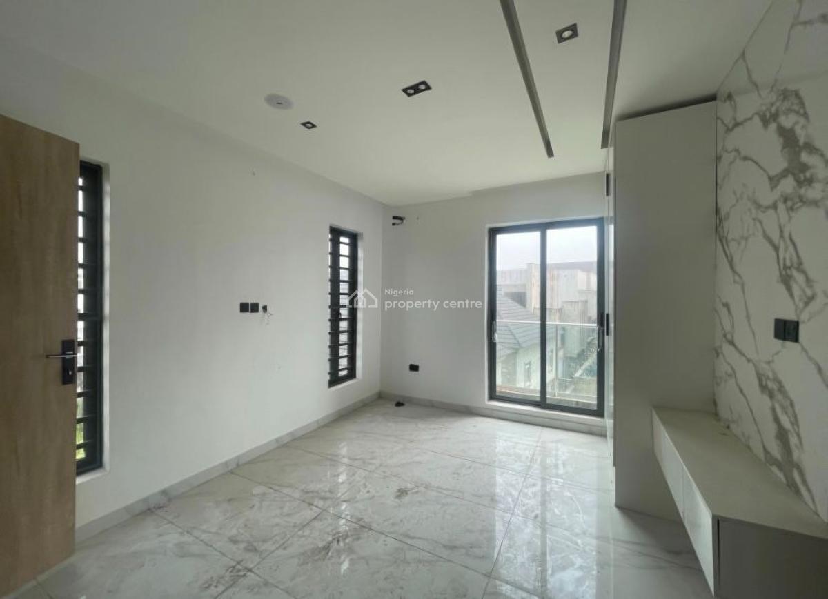 Luxury 2 Bedroom Apartment with Pool, Gym & Elevator, Lekki Phase 1, Lekki, Lagos, Flat / Apartment for Rent