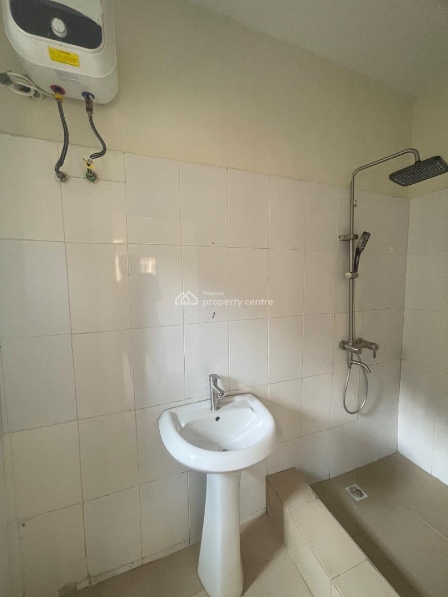 3 Bedroom Flat in a Secured Serene Estate, Abijo Gra, Abijo, Lekki, Lagos, Flat / Apartment for Rent