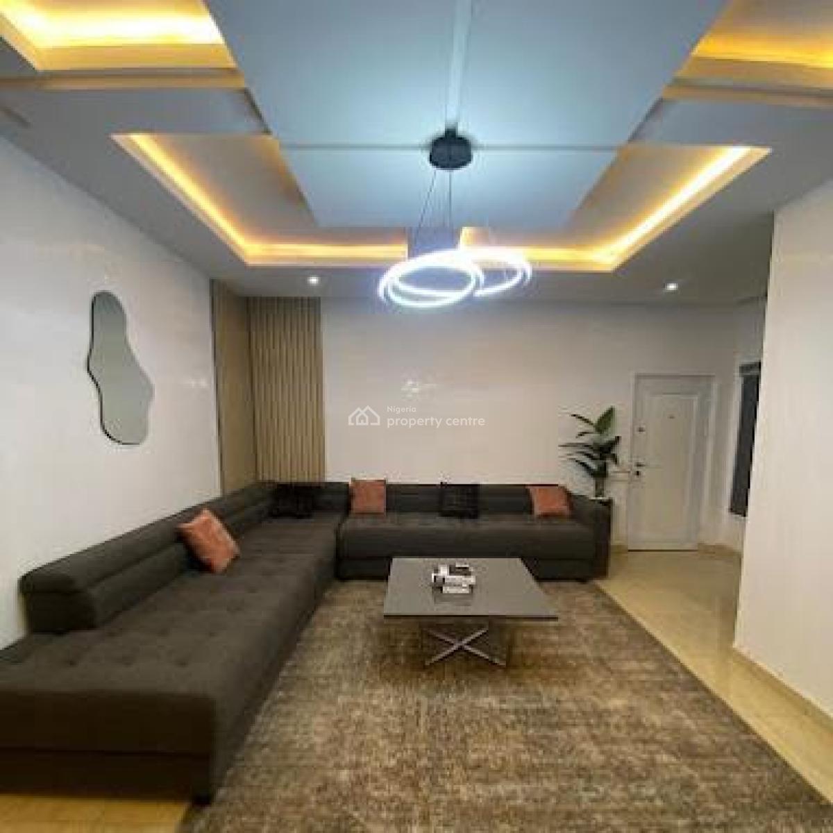 Serviced 2bedroom Flat, Tarred Road, Guzape District, Abuja, Flat / Apartment for Rent