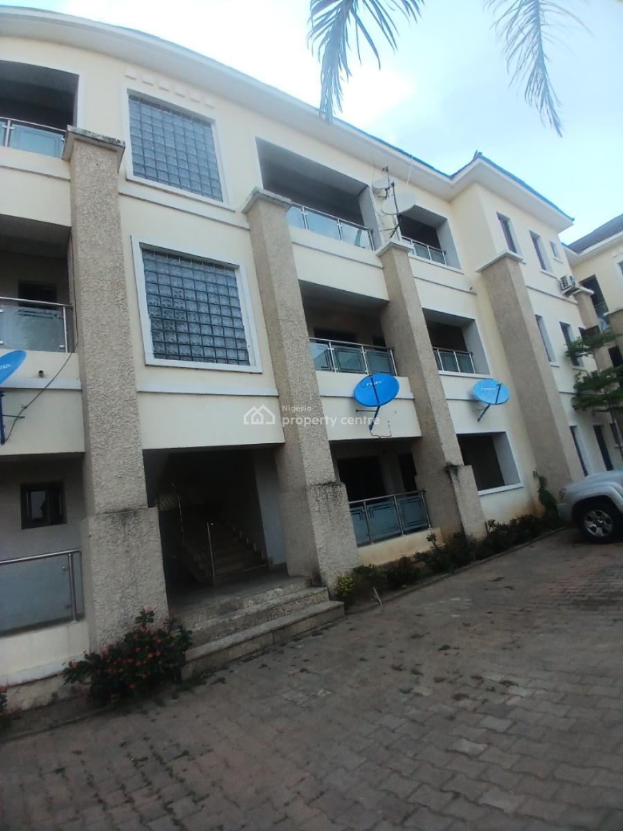 Well Built 3 Bedroom Block of Flat, Asokoro District Abuja Diplomatic Zone, Asokoro District, Abuja, House for Rent