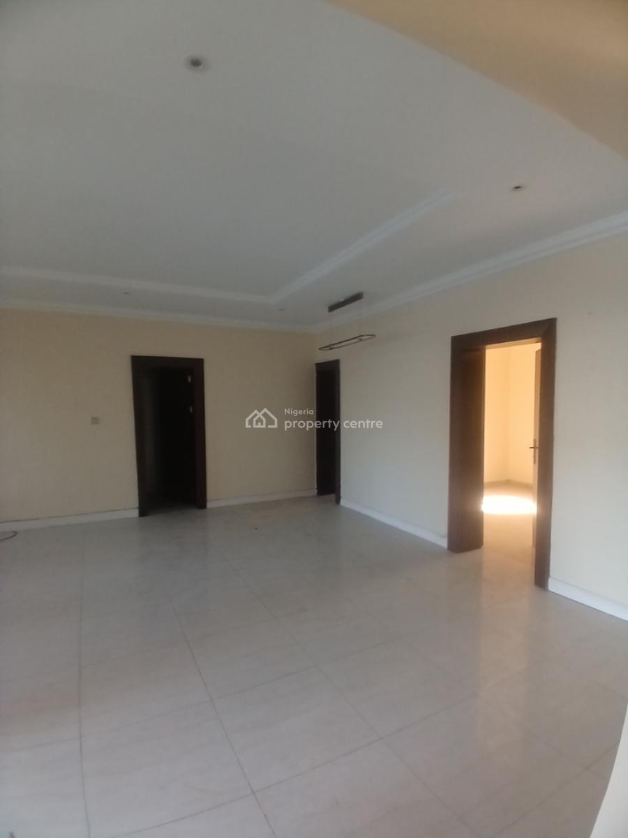 Well Built 3 Bedroom Block of Flat, Asokoro District Abuja Diplomatic Zone, Asokoro District, Abuja, House for Rent