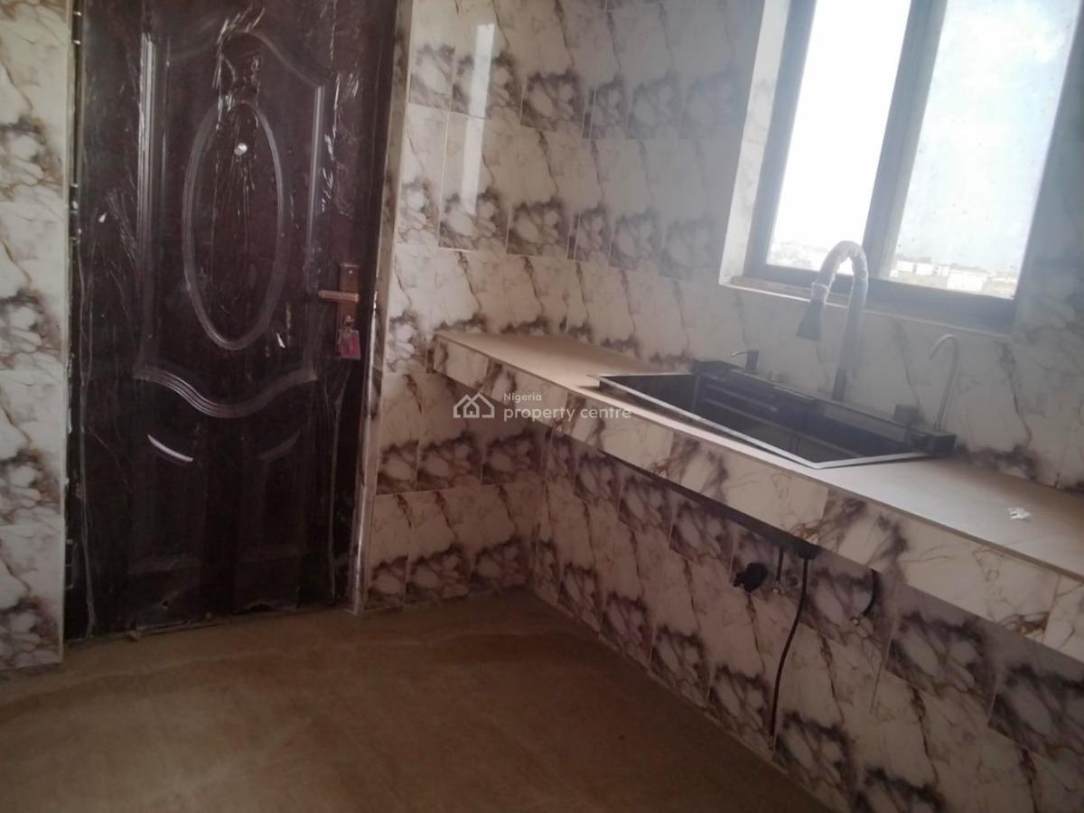 Lovely Spacious Mini Apartment, Mende Maryland, Mende, Maryland, Lagos, Mini Flat (room and Parlour) for Rent