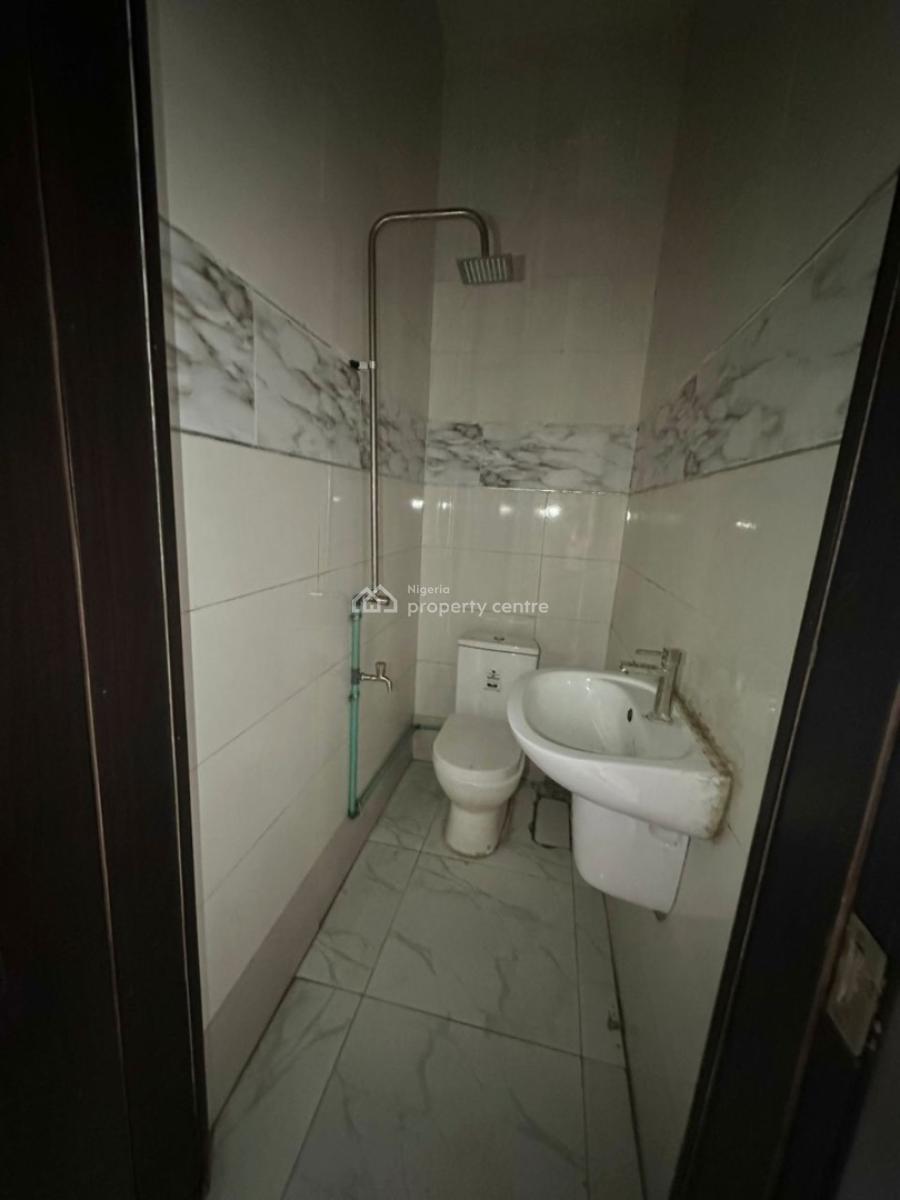 Very Spacious Studio Apartment, Osapa, Lekki, Lagos, Flat / Apartment for Rent
