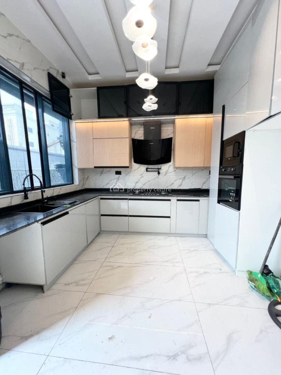 Beautifully Positioned 4bedroom Terrace Duplex Newly Buit to Taste, Secured Estate, Lekki Phase 1, Lekki, Lagos, Terraced Duplex for Sale