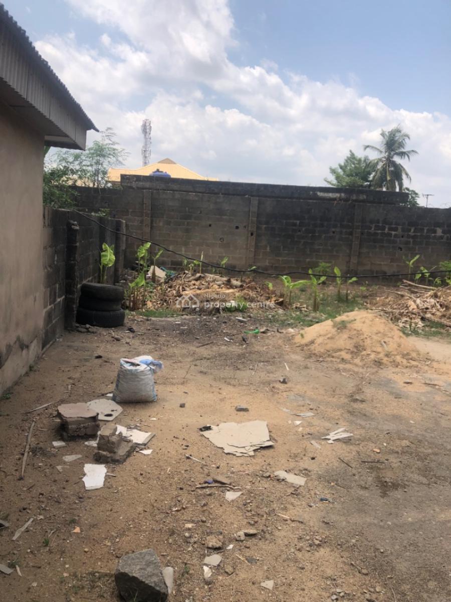 Open Space for Car Wash Or Bar Or Car Lot, Magboro, Ogun, Commercial Land for Rent