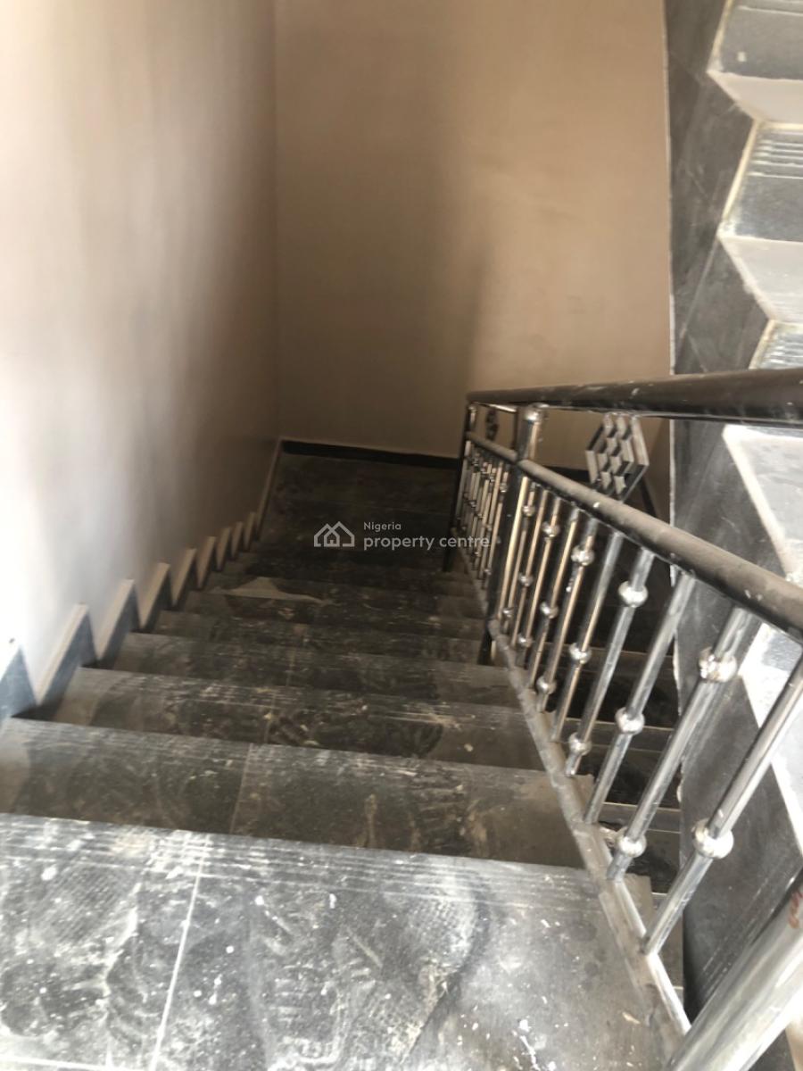 2bedroom Apartment at Magboro, Magboro, Magboro, Ogun, Flat / Apartment for Rent