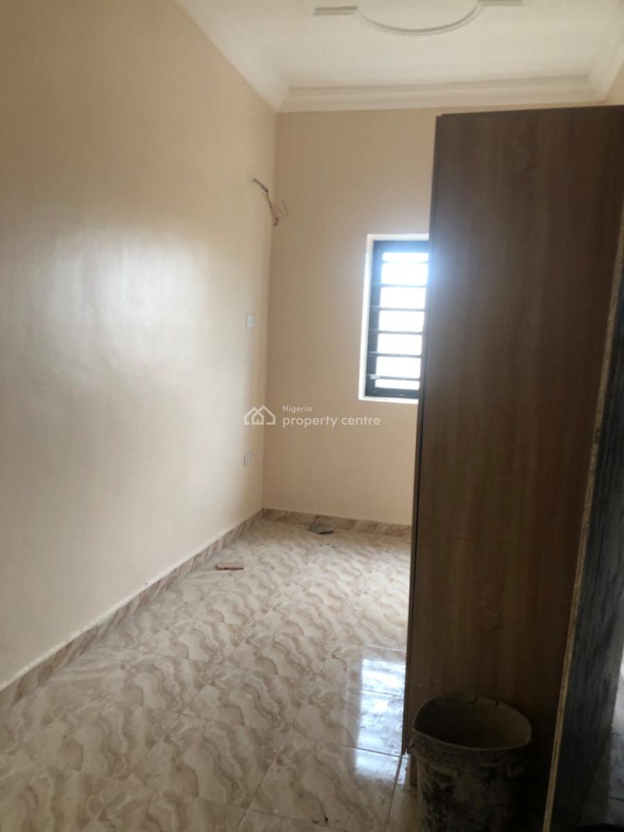2bedroom Apartment at Magboro, Magboro, Magboro, Ogun, Flat / Apartment for Rent