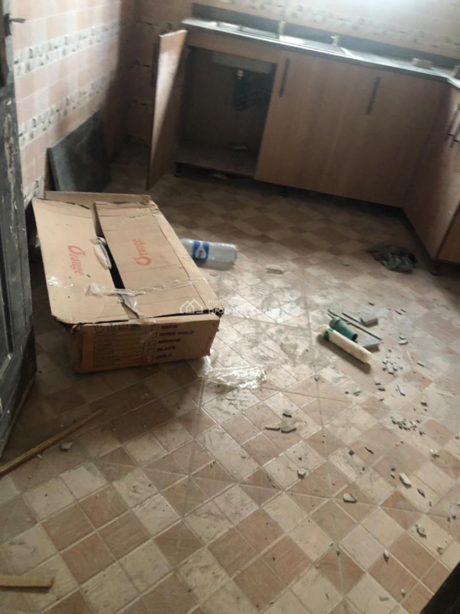 2bedroom Apartment at Magboro, Magboro, Magboro, Ogun, Flat / Apartment for Rent